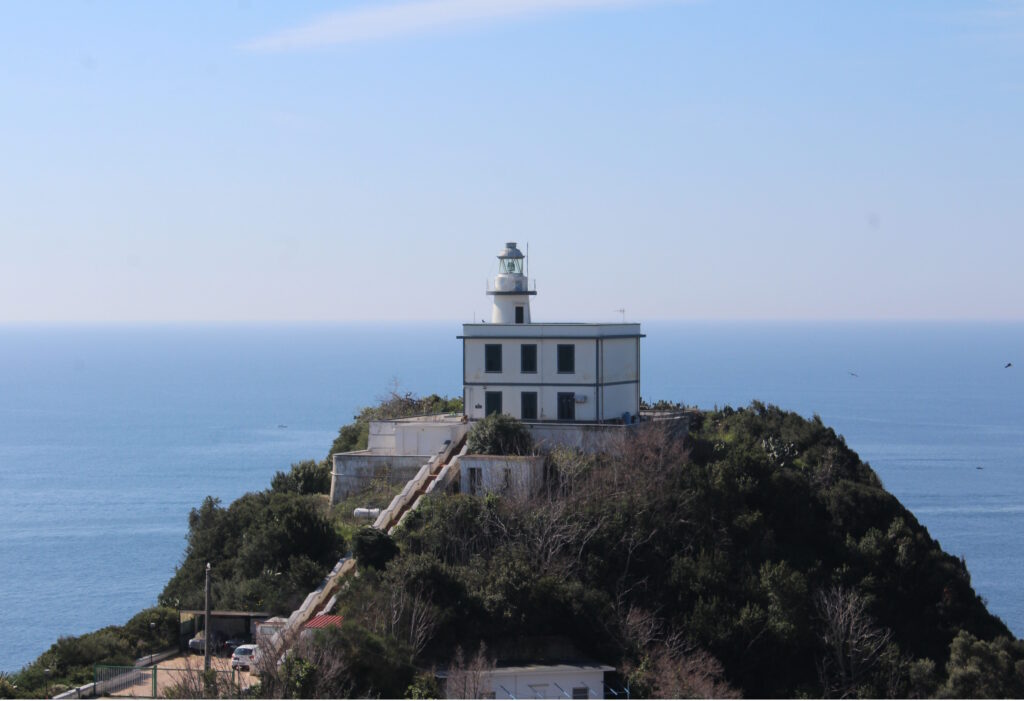 Visite guidate zona flegrea: i nostri imperdibili itinerari - il faro di Capo Miseno